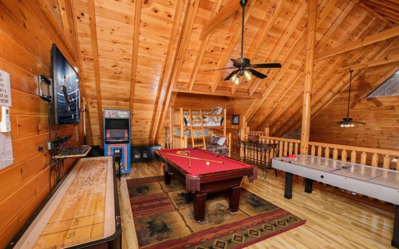 Bearfoot Memories - Large Game Room Outdoor Hot Tub + Community Pool Access - image 5