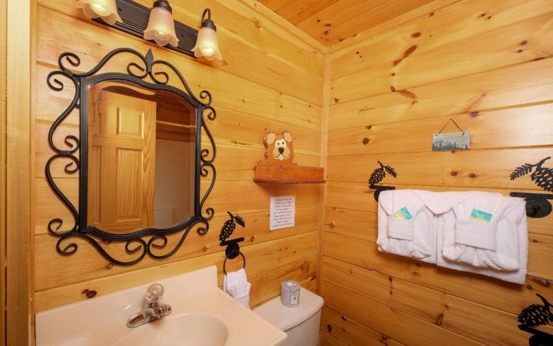 Bearfoot Memories - Large Game Room Outdoor Hot Tub + Community Pool Access - image 21