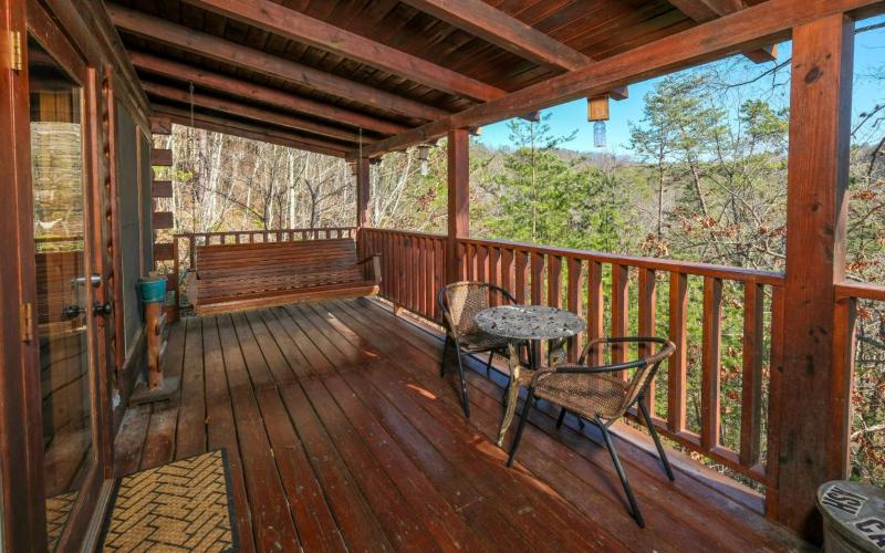Sweet Retreat: Hot Tub Pet-Friendly + Indoor Jetted Tub - image 21
