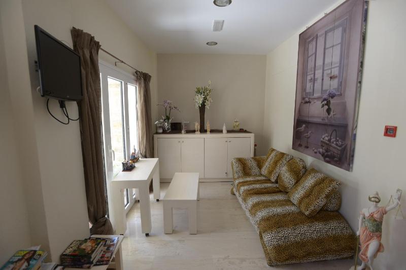 Double or Twin Room image 4