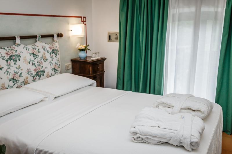Comfort Single Room image 2