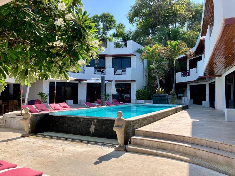 Beluga Boutique Hotel - image 29