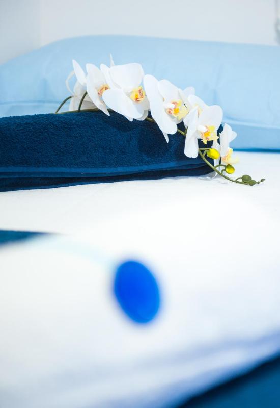 Blue Suite - image 17