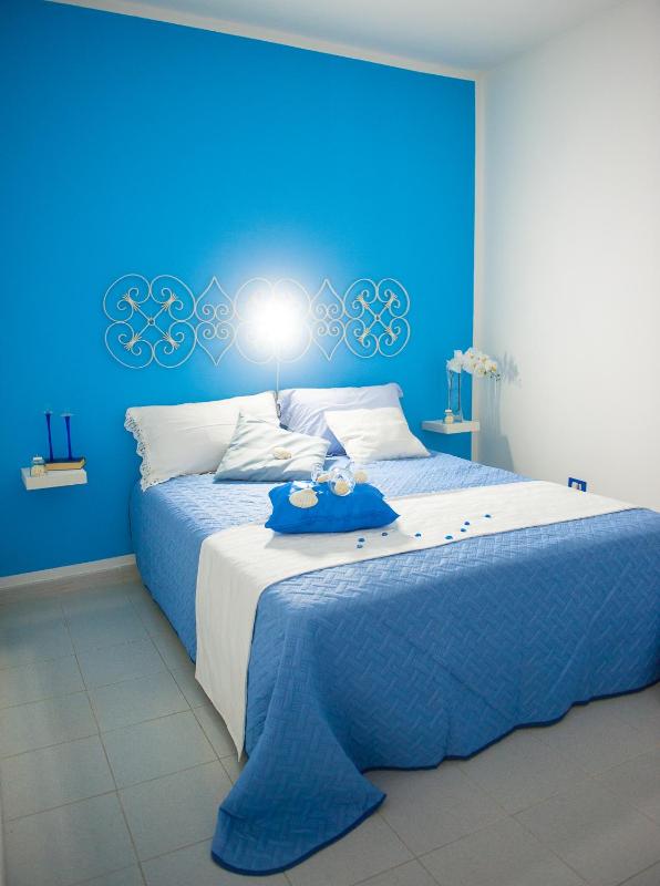Blue Suite - image 32