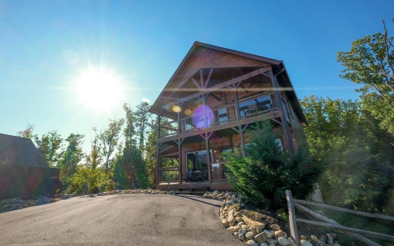 Heaven's Hill - Mountain Views & Hot Tub - image 11