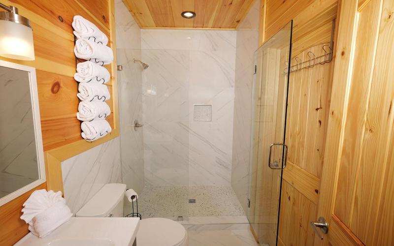 Eagles View 2.0 - Gorgeous Mountain Views Hot Tub Pool Table + Games! - image 40