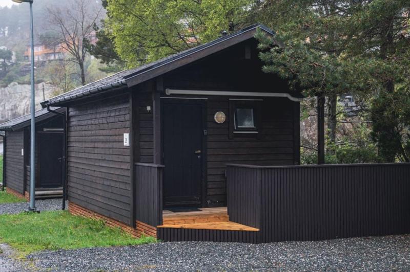 Cottage with Garden View image 2