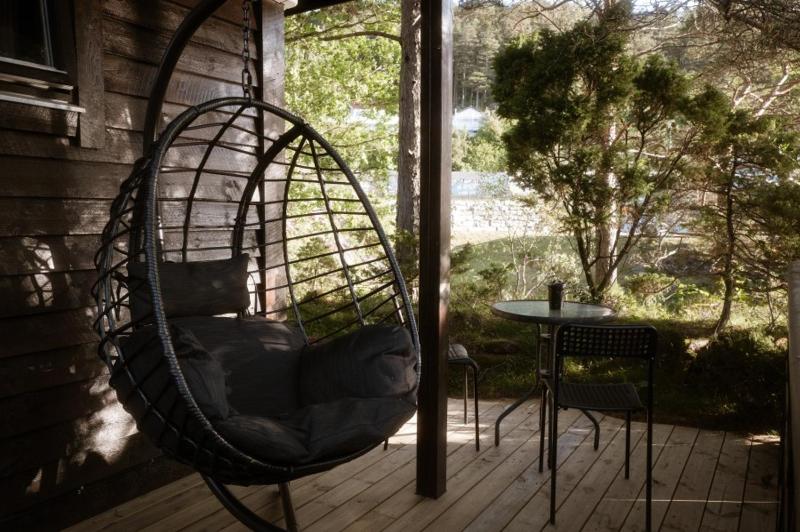 Cottage with Garden View image 3