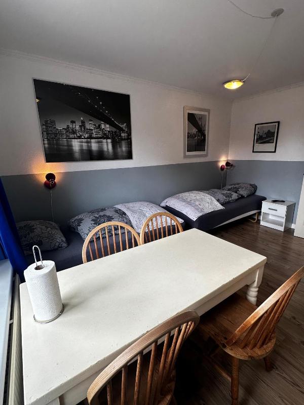 Quadruple Room image 4
