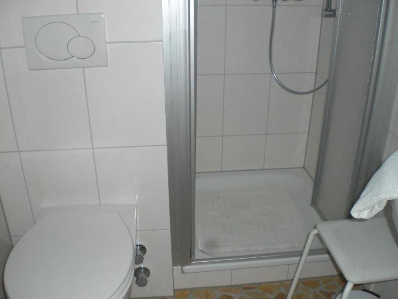 Double Room image 3