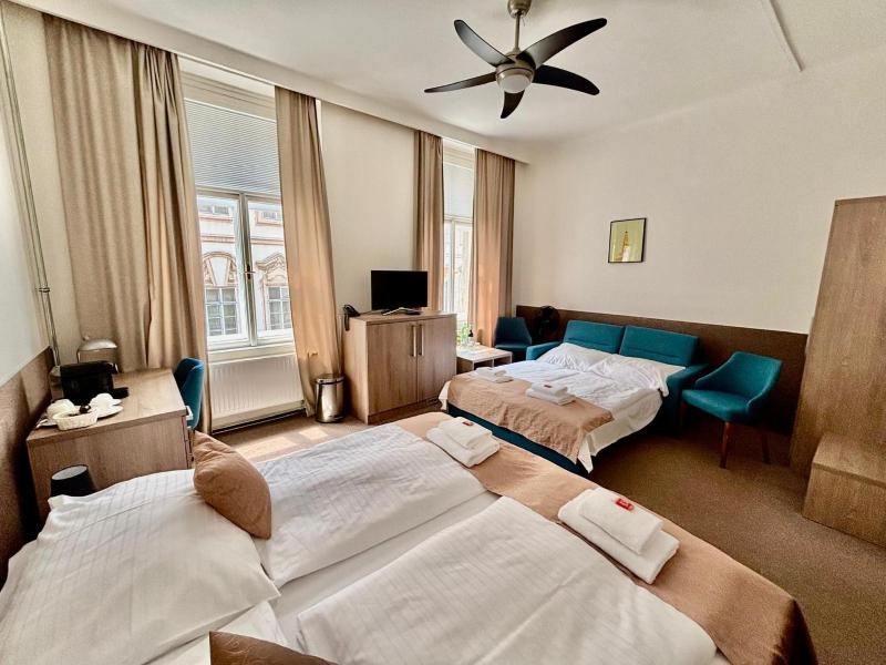 Junior Suite image 1