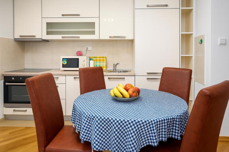 One-Bedroom Apartment with Balcony image 4