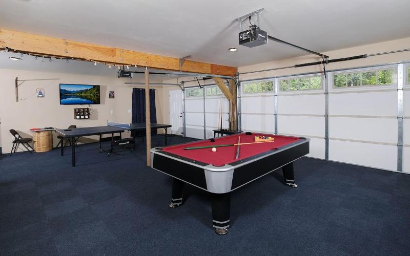 Smoky Mountain Lake Retreat - image 33