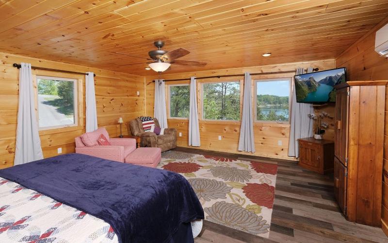 Smoky Mountain Lake Retreat - image 39
