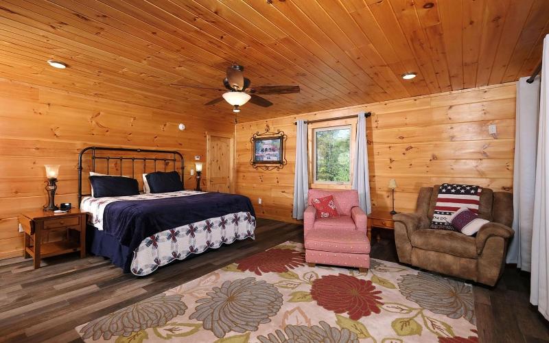 Smoky Mountain Lake Retreat - image 29