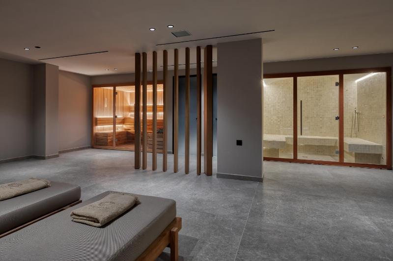 Mosay All Suite Hotel - image 9