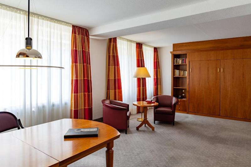 Classic Room image 4