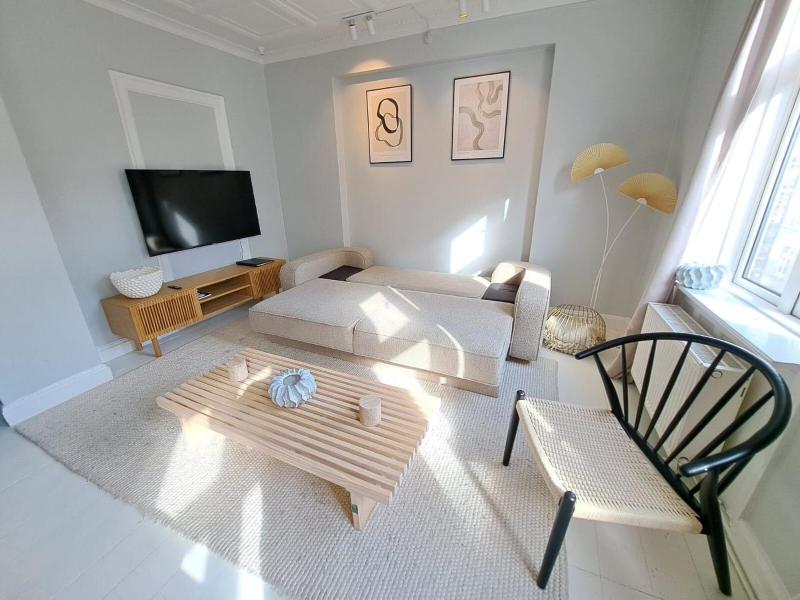 Apartments in Trendy and Vibrant Nørrebro Area - image 4