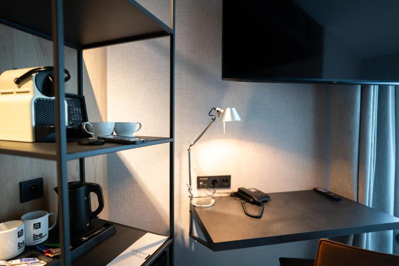 Superior Double Room image 3