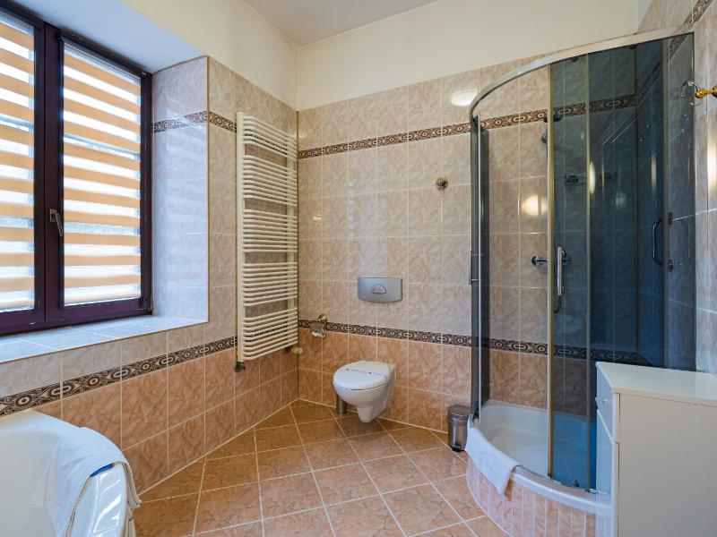 Suite with Balcony image 4