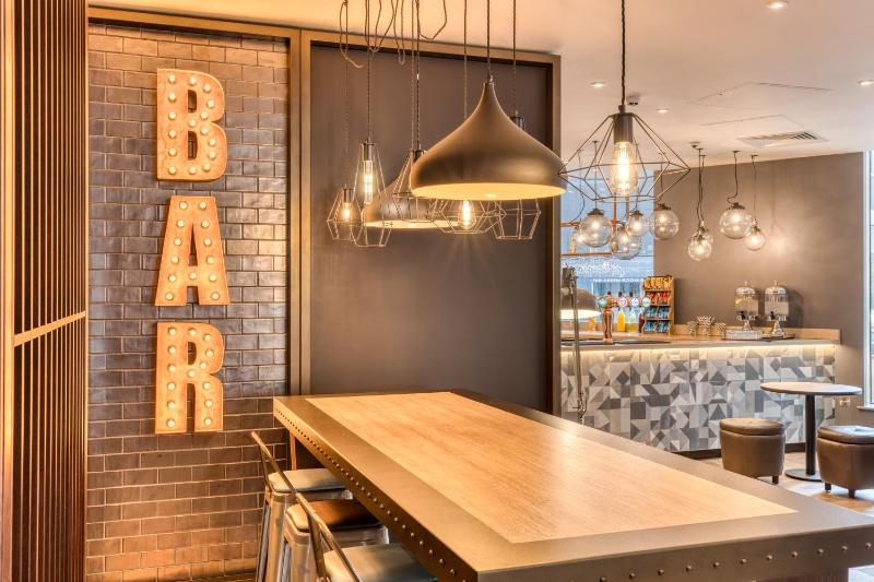 Premier Inn Dublin City North Docklands - image 6