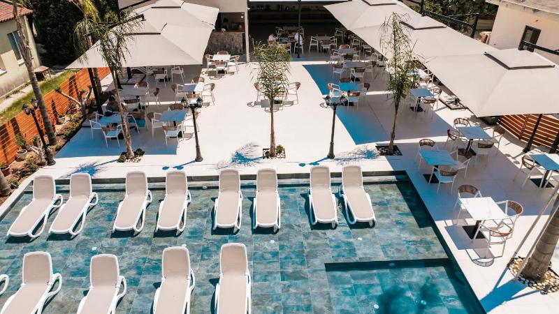Central Park Premium Hotel - image 8