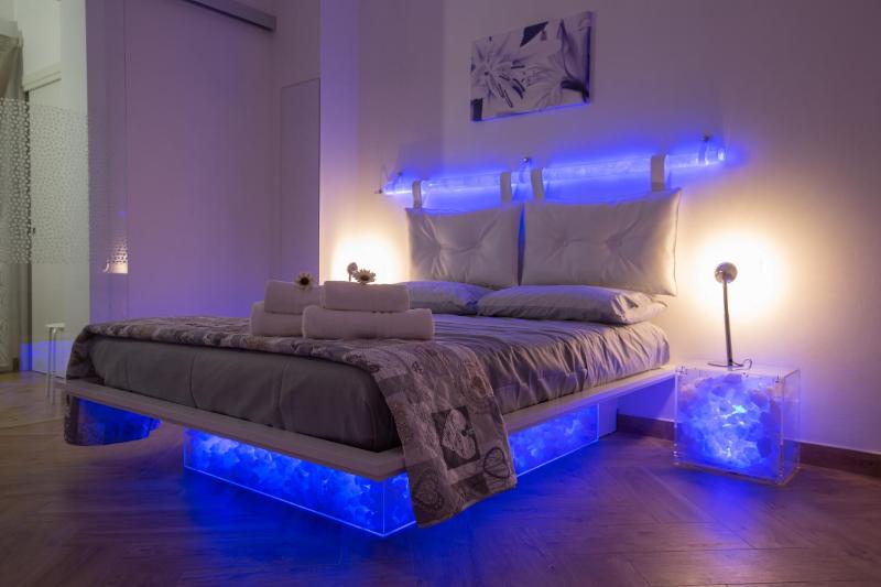 Luxury Triple Room image 1