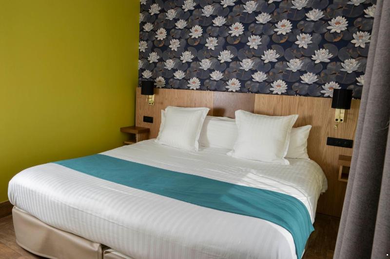 Superior King Room image 1