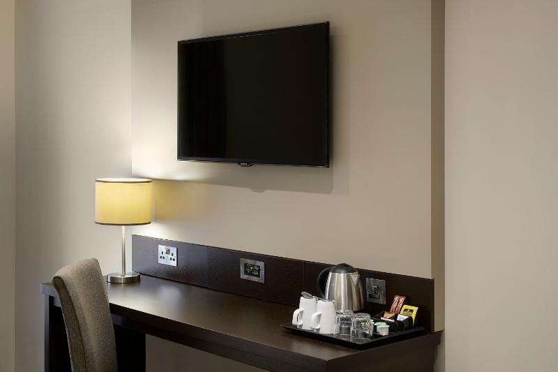 Premier Inn Dublin City The Liberties - image 11