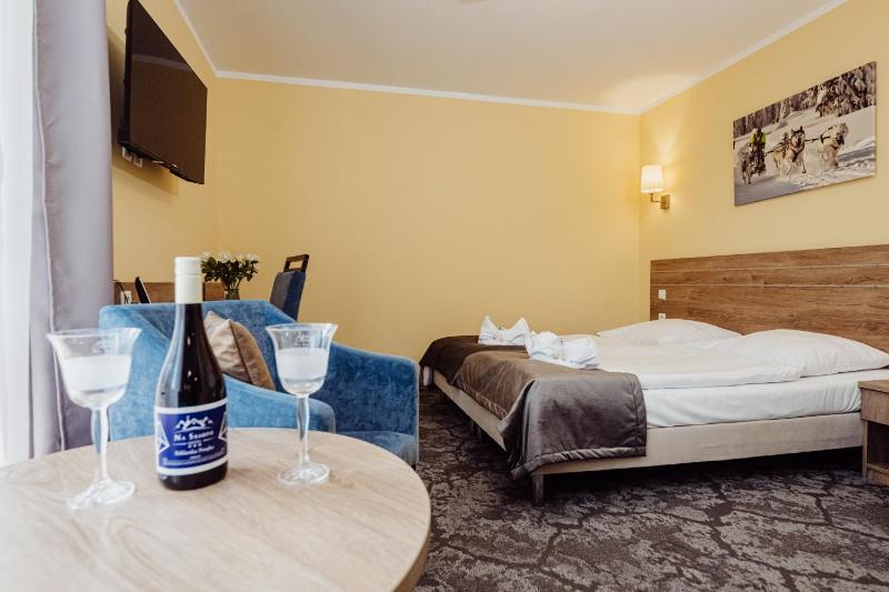 Twin Room with Balcony or Terrace image 1