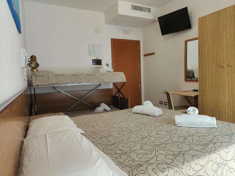 Hotel Anna - image 18