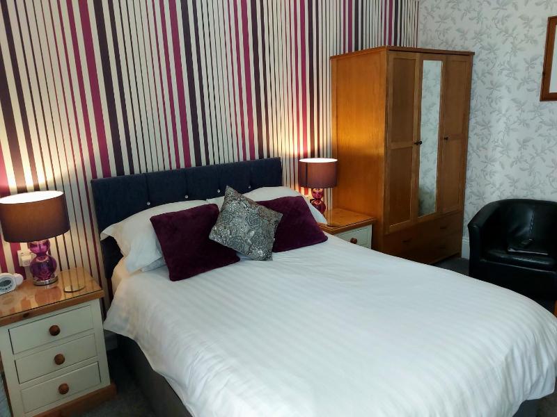 Superior Double Room image 4