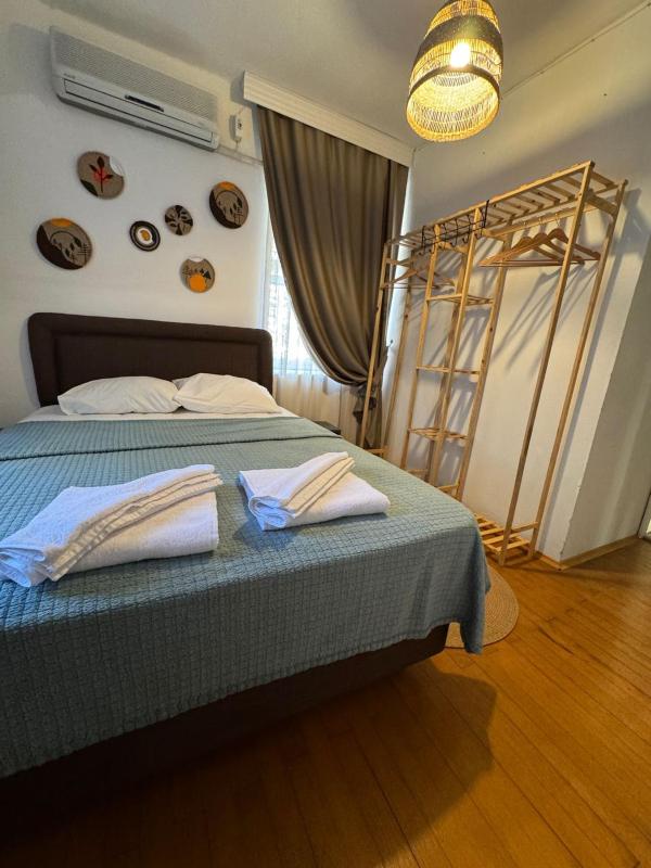 Budget Double Room image 4
