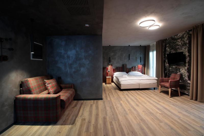Standard Triple Room image 1