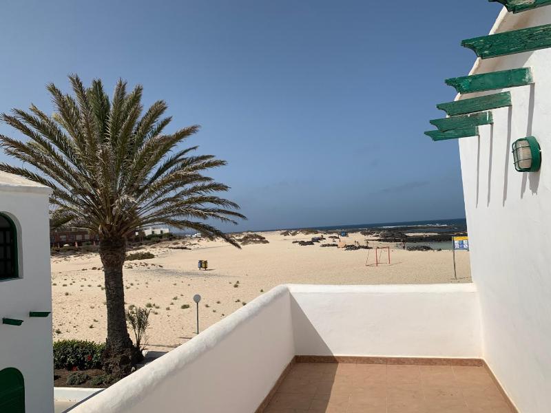 Studio with Sea View image 1