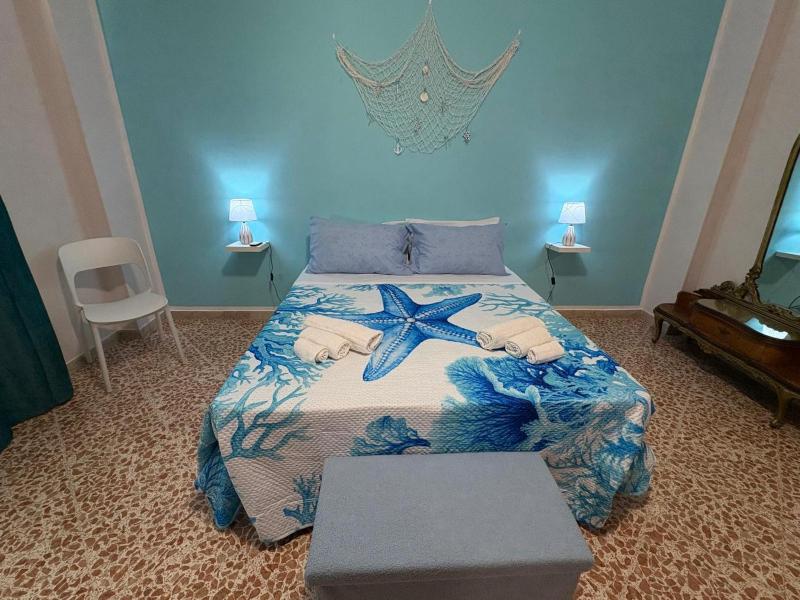 Double Room image 3