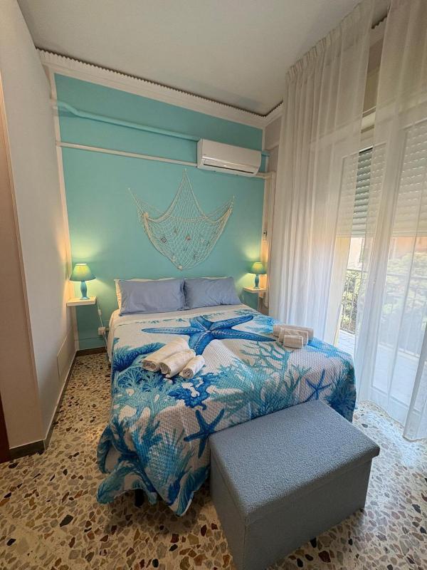 Double Room image 1