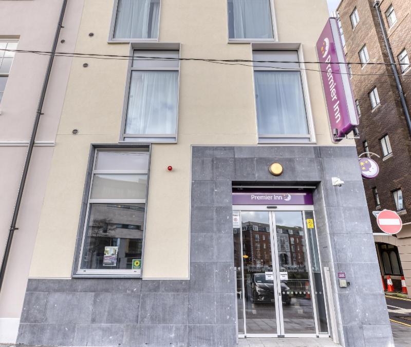 Premier Inn Cork City Centre - image 1