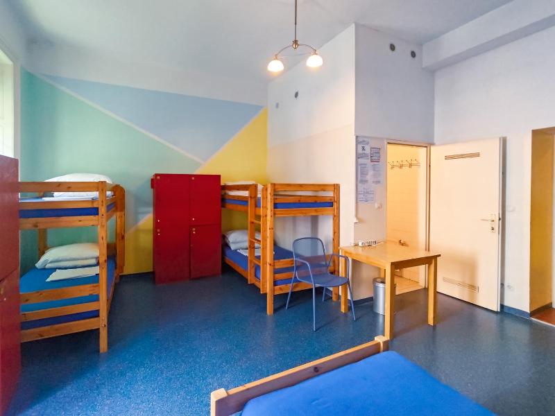 Westend City Hostel - image 13