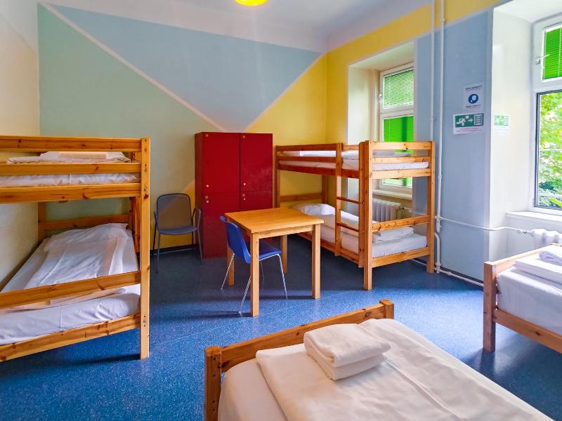 Single Bed in 6-Bed Dormitory Room image 4