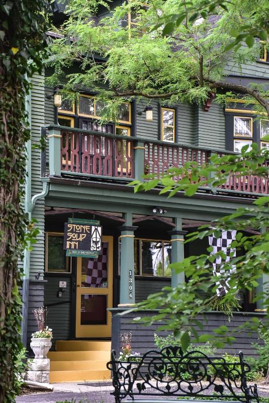Stone Soup Inn - image 6