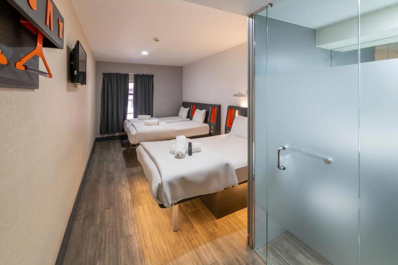 easyHotel Leeds - image 34