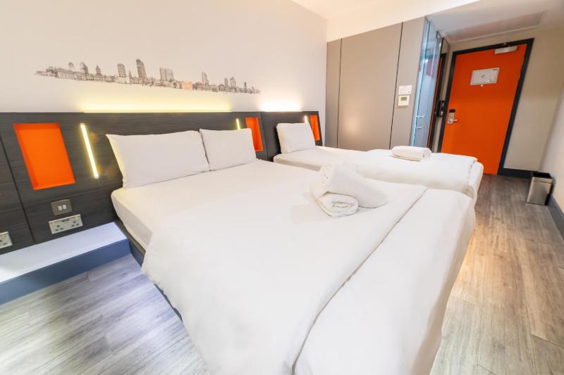 easyHotel Leeds - image 32