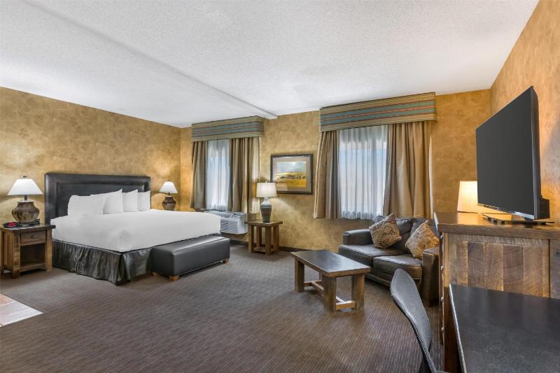 Junior Suite - Non-Smoking image 1