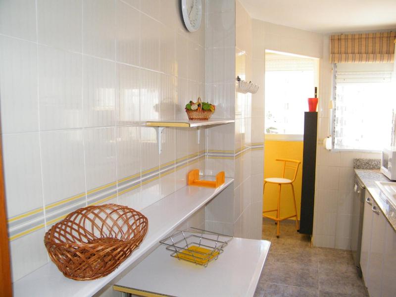 Apartamento con aire acondicionado - Vista a la piscina - ES-314-30 - image 32
