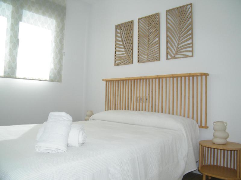 Apartamento en Playa de Gandía: 2 Dorm Aire Acond Piscina Parking. Exclusivo Familias - ES-314-16 - image 12
