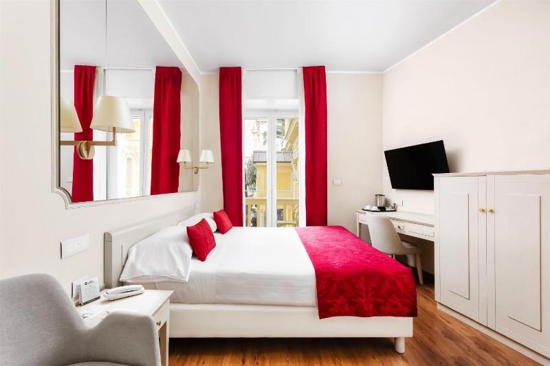 Superior Double Room image 1