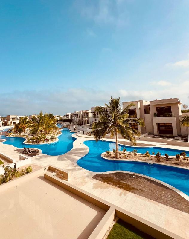 Dream Apartment - Near Beach with Pool View & WiFi - image 19