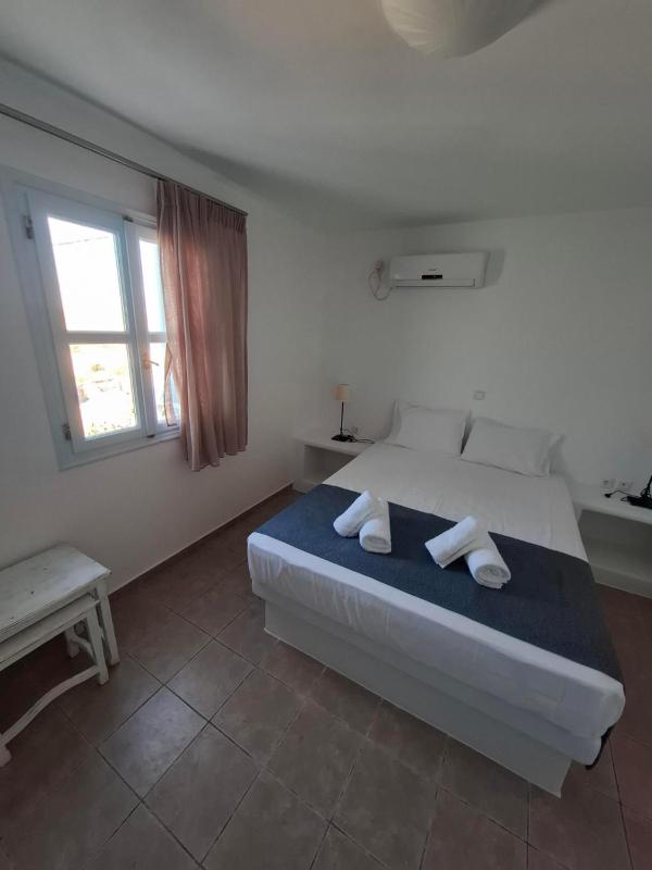 Double Room with Mountain View image 4