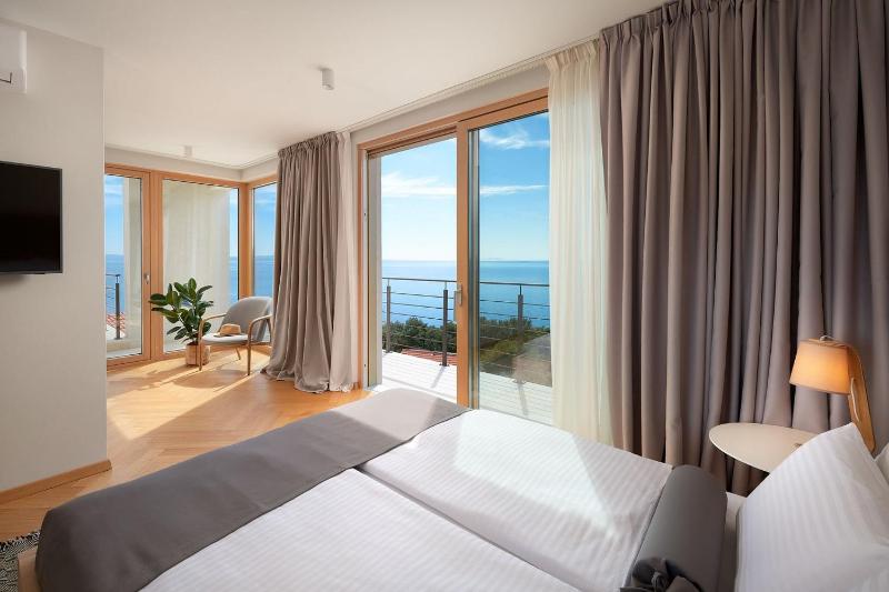Dazzling Hvar Villa Villa Licita 3 Bedrooms Sea Views Superb Terrace - image 10